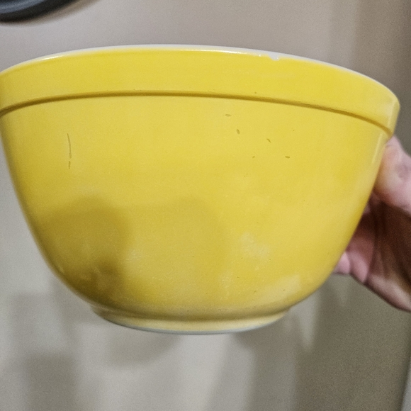 Pyrex Yellow Bowl #402 - Picture 7 of 14